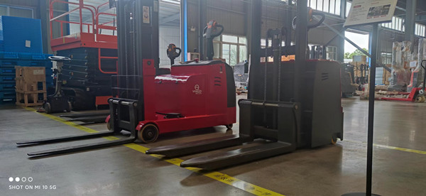 對揚子電叉車我們都要了解那些呢? 對揚子電叉車我們都要了解那些呢?